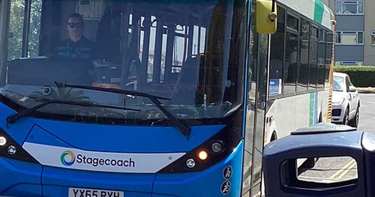 37413 - YX65 PYH